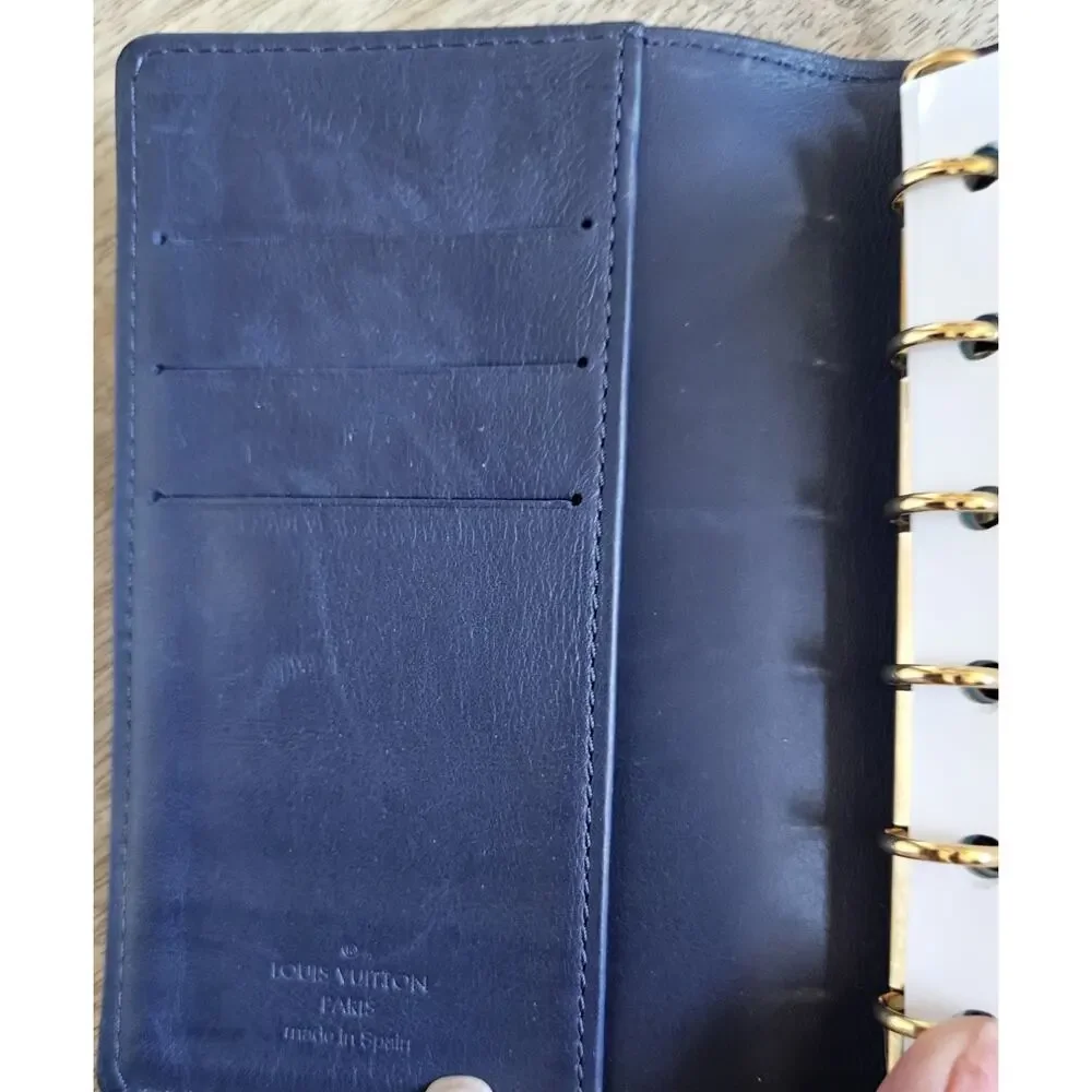 Louis Vuitton Agenda PM in dark Gray/Silver Vernis.